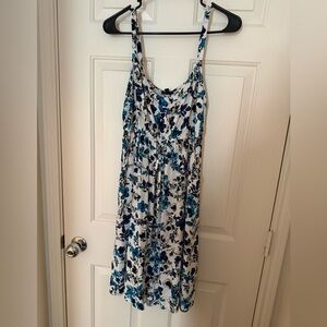 Torrid white and blue flower dress women’s plus size 0